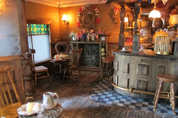 Dolls House Emporium Creative Competition 2012